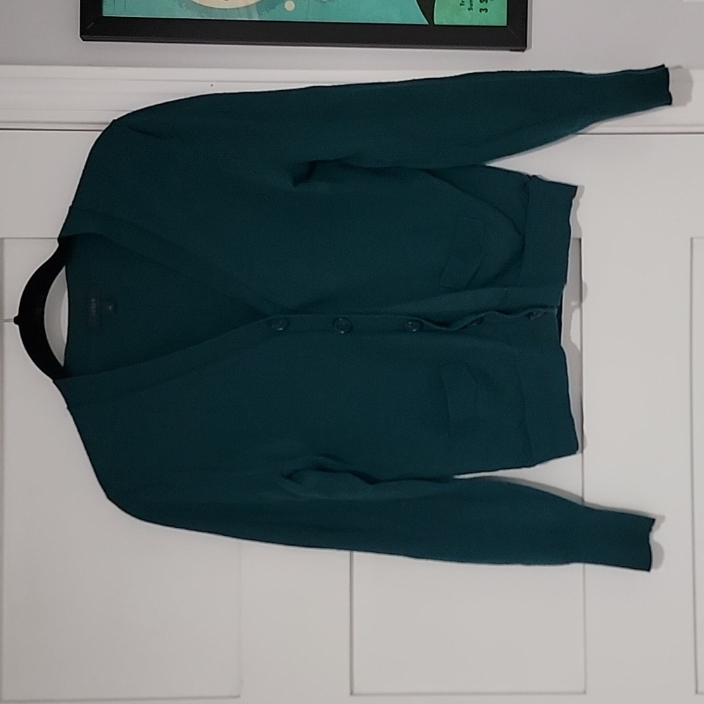 J. Crew • 100% Merino Wool Cardigan with pockets, Size M